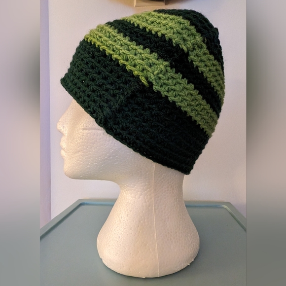 Handmade Beanie - Picture 1 of 2